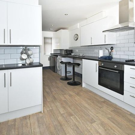 Townhouse @ Chiltern Place Newcastle Under Lyme Silverdale  Exteriör bild