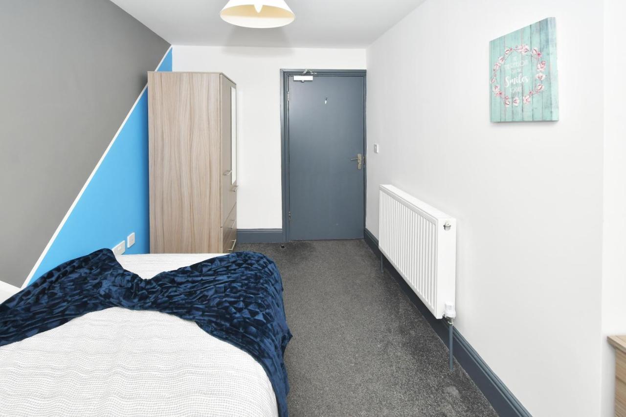 Townhouse @ Chiltern Place Newcastle Under Lyme Silverdale  Exteriör bild