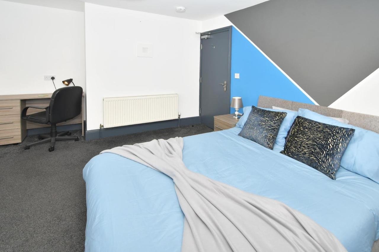 Townhouse @ Chiltern Place Newcastle Under Lyme Silverdale  Exteriör bild
