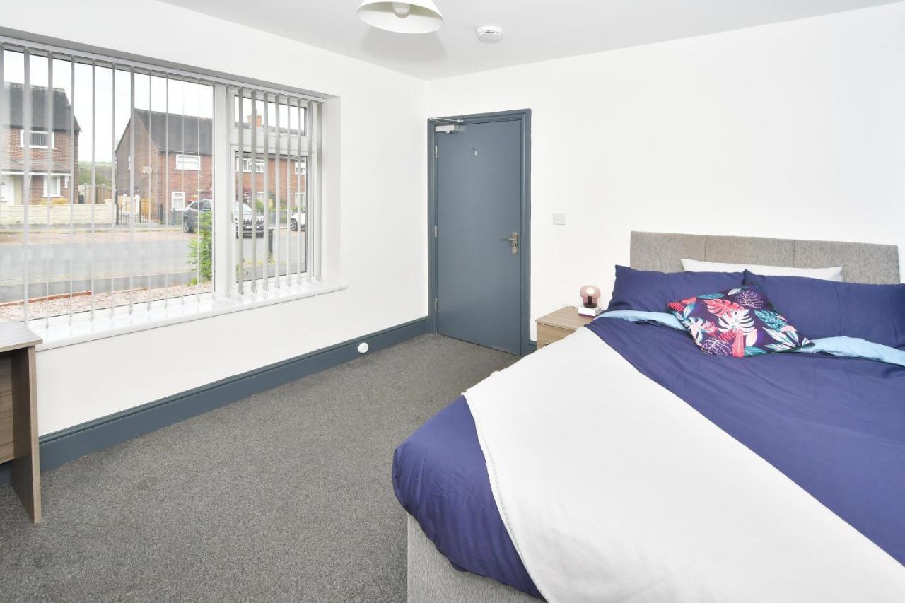 Townhouse @ Chiltern Place Newcastle Under Lyme Silverdale  Exteriör bild